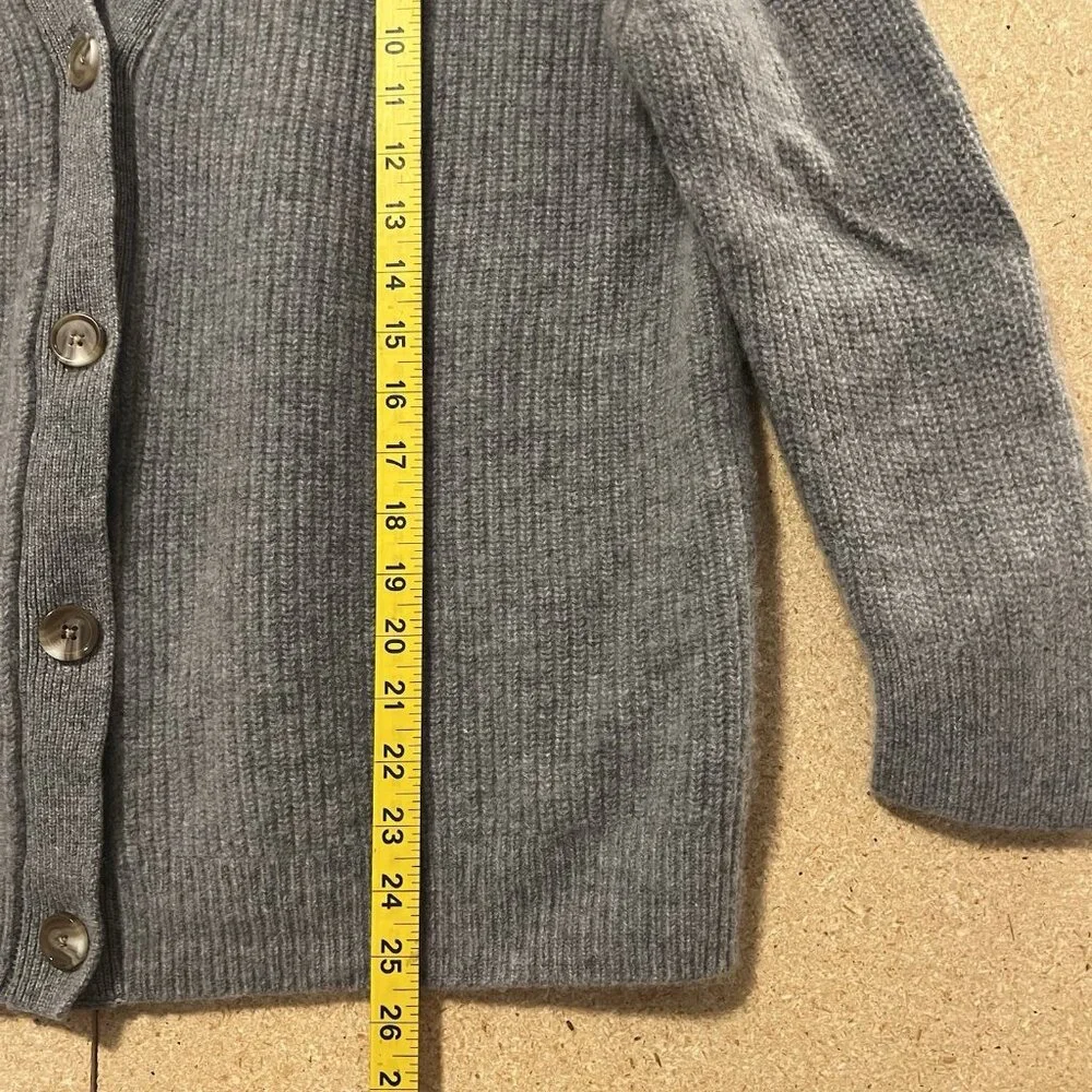 Quince Mongolian Cashmere Oversized Boyfriend Cardigan Sweater Size Medium Women - Picture 8 of 8